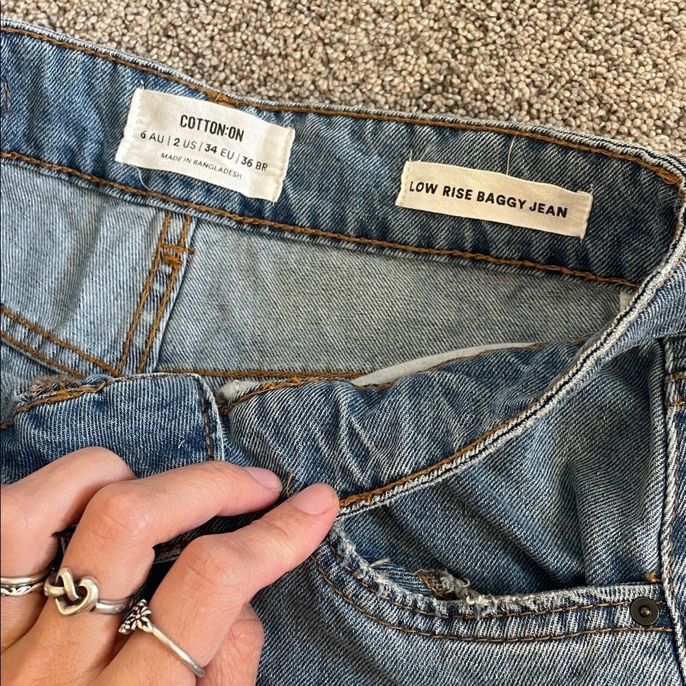 Cotton:on low rise baggy Jean size 2 - Picture 3 of 4